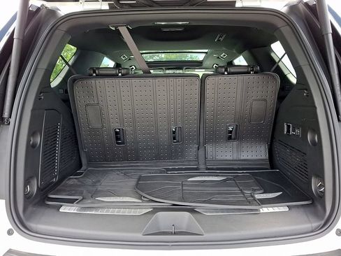 Certified 2024 Chevrolet Tahoe RST w/ Luxury Package AWD/4WD image 30