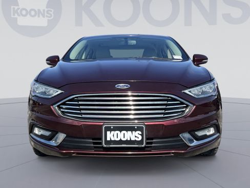 Used 2017 Ford Fusion SE w/ Fusion SE Technology Package image 11