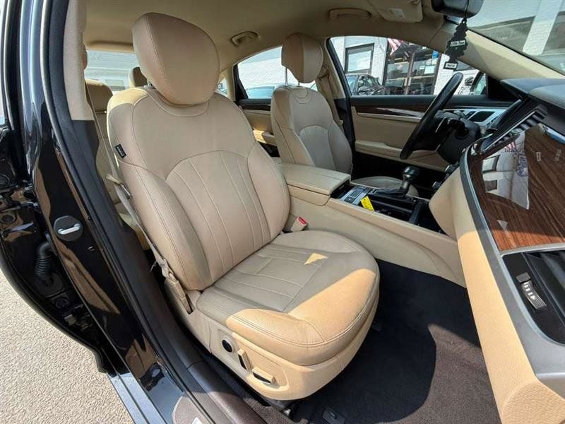 Used 2018 Genesis G80 3.8 RWD image 24