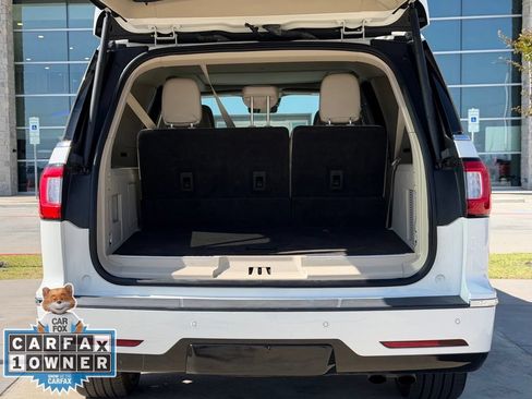 Used 2021 Lincoln Navigator L Reserve w/ Luxury Package RWD image 29