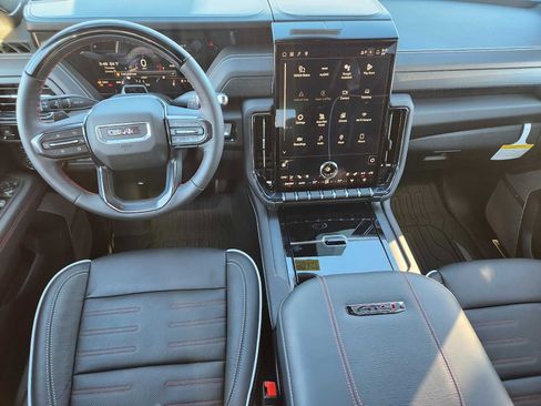 New 2026 GMC Yukon AT4 Ultimate w/ LPO, Illumination Package image 13