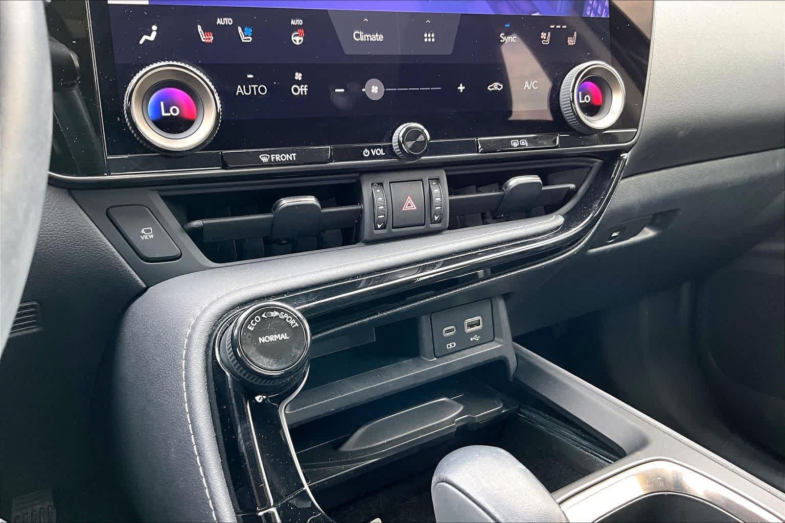 Used 2025 Lexus NX 350 AWD w/ Accessory Package (2T) image 35