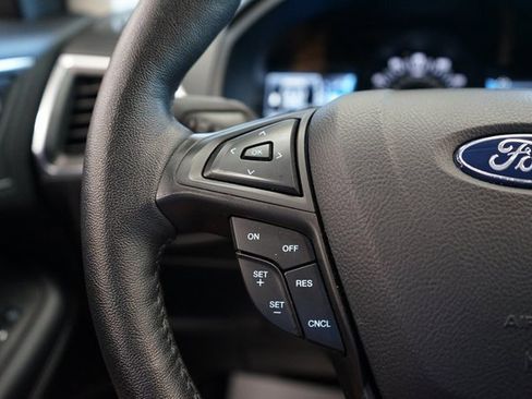 Used 2022 Ford Edge Titanium image 30