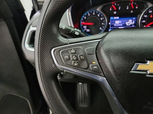 Used 2020 Chevrolet Equinox LT w/ LPO, Floor Liner Package FWD image 19