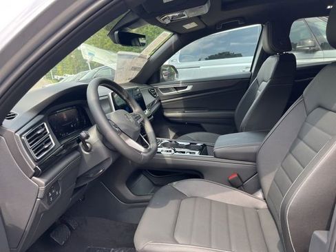 New 2026 Volkswagen Atlas Cross Sport SEL image 7