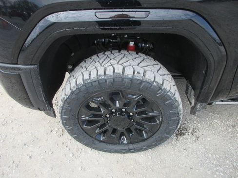 New 2026 GMC Sierra 2500 Denali Ultimate image 14