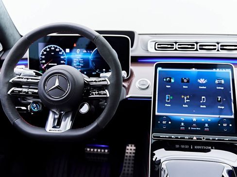 Used 2024 Mercedes-Benz S 63 AMG S w/ Rear Seat Package image 70