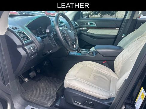 Used 2016 Ford Explorer Platinum AWD/4WD image 5