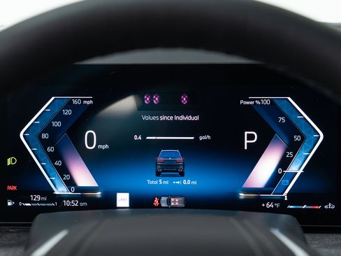 New 2026 BMW X7 xDrive40i w/ Executive Package image 18