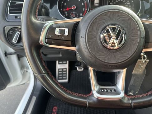 Used 2018 Volkswagen GTI S image 4