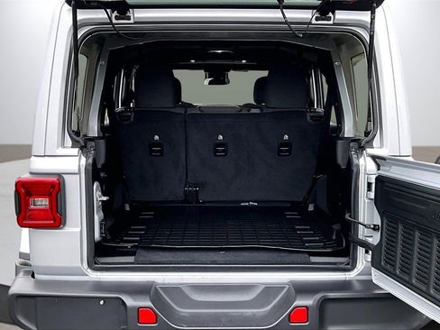 Certified 2024 Jeep Wrangler Sahara image 24