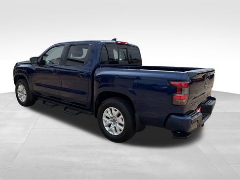 Used 2022 Nissan Frontier SV w/ Technology Package AWD/4WD image 4