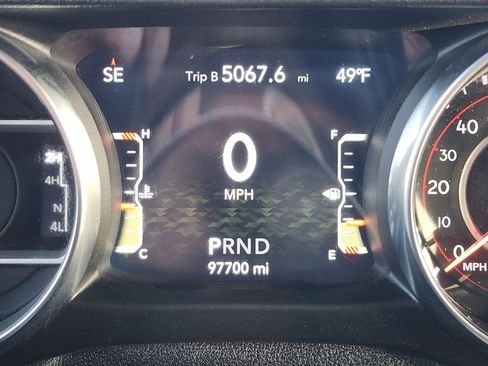 Used 2020 Jeep Gladiator Rubicon image 17