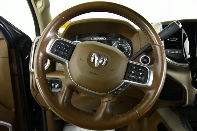 Used 2020 RAM 3500 Laramie AWD/4WD image 2