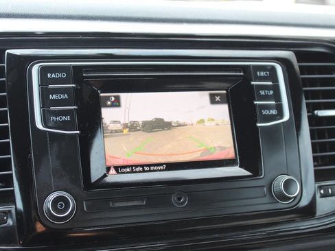 Used 2019 Volkswagen Beetle 2.0T S image 19