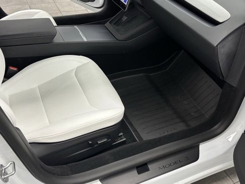 Used 2025 Tesla Model 3 Long Range image 32