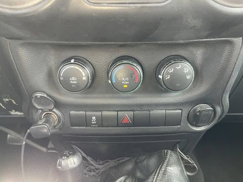 Used 2017 Jeep Wrangler Unlimited Sport AWD/4WD image 24