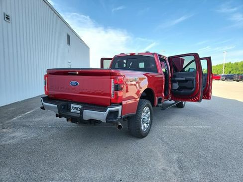 Used 2023 Ford F350 Lariat w/ Lariat Ultimate Package AWD/4WD image 17