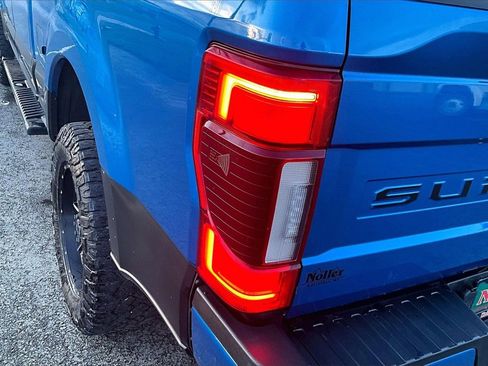 Used 2020 Ford F350 Lariat image 31