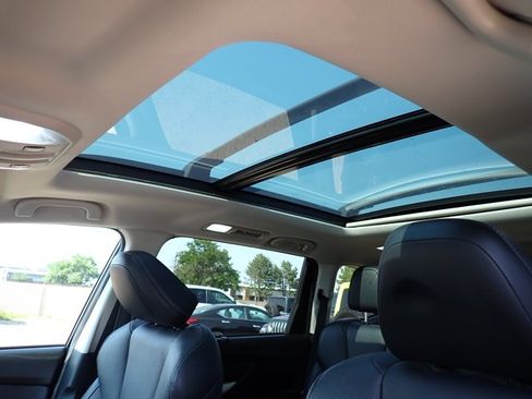 Used 2020 Subaru Ascent Limited w/ Technology Package AWD/4WD image 15