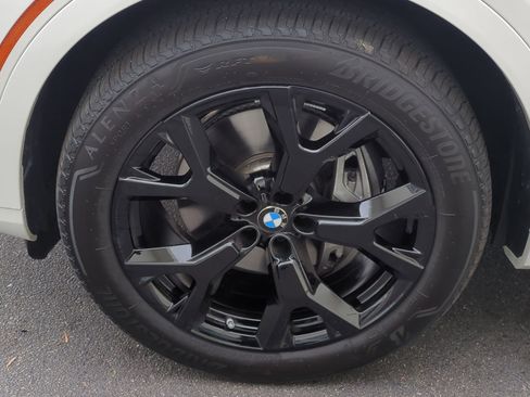 Used 2026 BMW X7 xDrive40i image 13