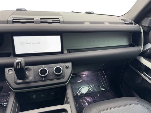 Used 2021 Land Rover Defender 90 X-Dynamic S image 50