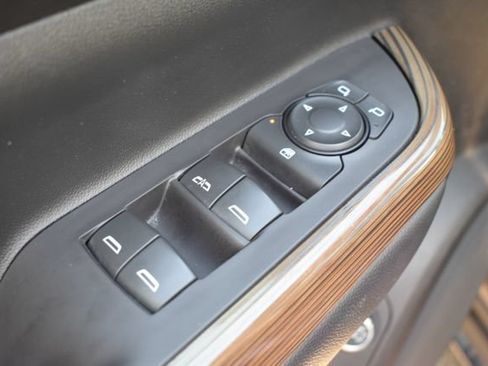 Used 2019 GMC Acadia SLE w/ Driver Alert Package I AWD/4WD image 18