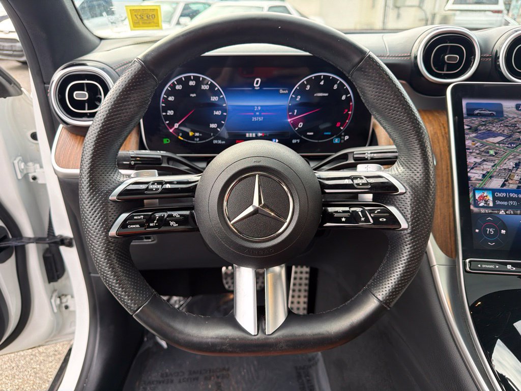 Used 2024 Mercedes-Benz GLC 300 4MATIC image 34
