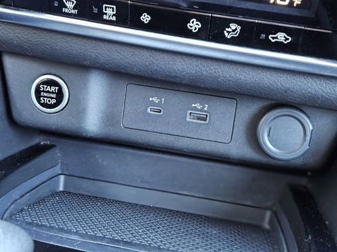 Certified 2023 Nissan Rogue SV image 25