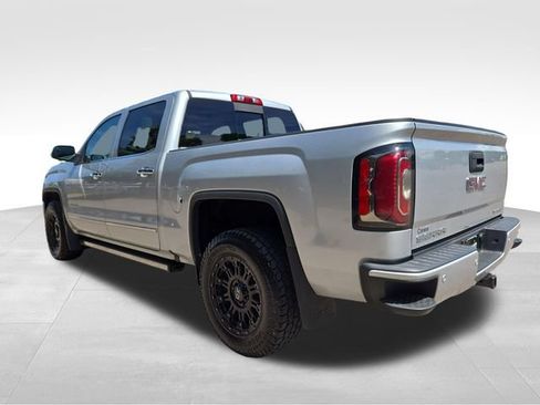 Used 2018 GMC Sierra 1500 Denali w/ Denali Ultimate Package AWD/4WD image 11
