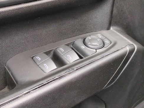 Used 2025 Chevrolet Silverado 1500 Custom w/ Turbomax Blackout Package AWD/4WD image 15
