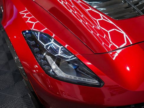 Used 2015 Chevrolet Corvette Z06 w/ 3LZ Preferred Equipment Group image 5