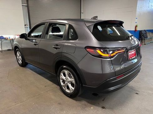 Used 2023 Honda HR-V LX image 4