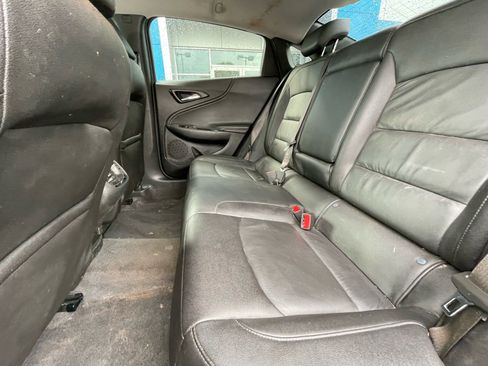 Used 2022 Chevrolet Malibu LT w/ Leather Package image 19