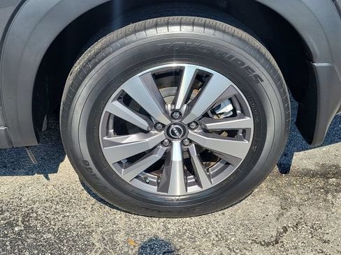 Used 2023 Nissan Pathfinder SL AWD/4WD image 6
