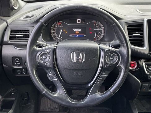 Used 2018 Honda Ridgeline Black Edition image 12