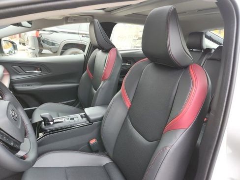 New 2026 Toyota Prius XSE image 18