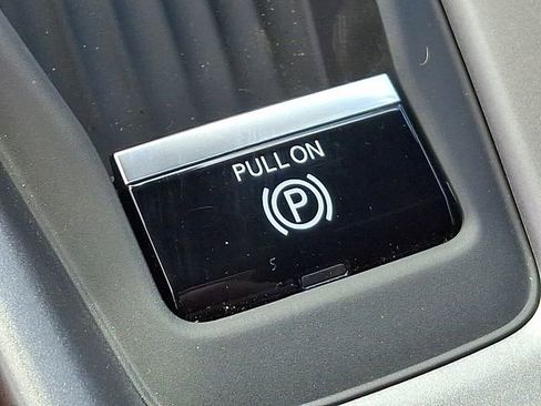 Used 2025 Dodge Charger R/T w/ Plus Group image 25