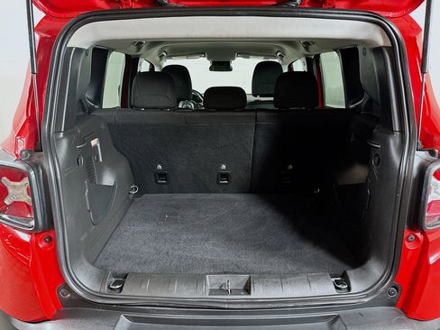 Used 2020 Jeep Renegade Altitude image 23