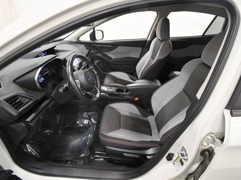 Used 2023 Subaru Crosstrek 2.0i Premium image 14