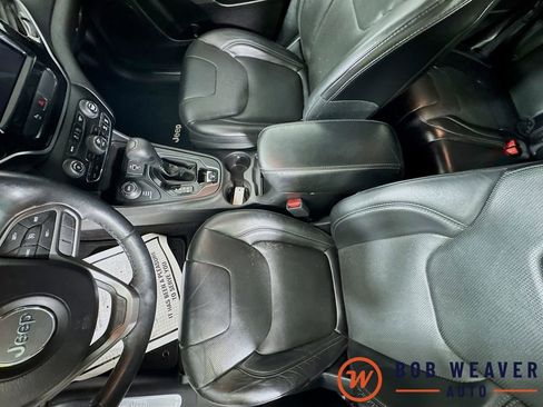 Used 2019 Jeep Cherokee Limited AWD/4WD image 26