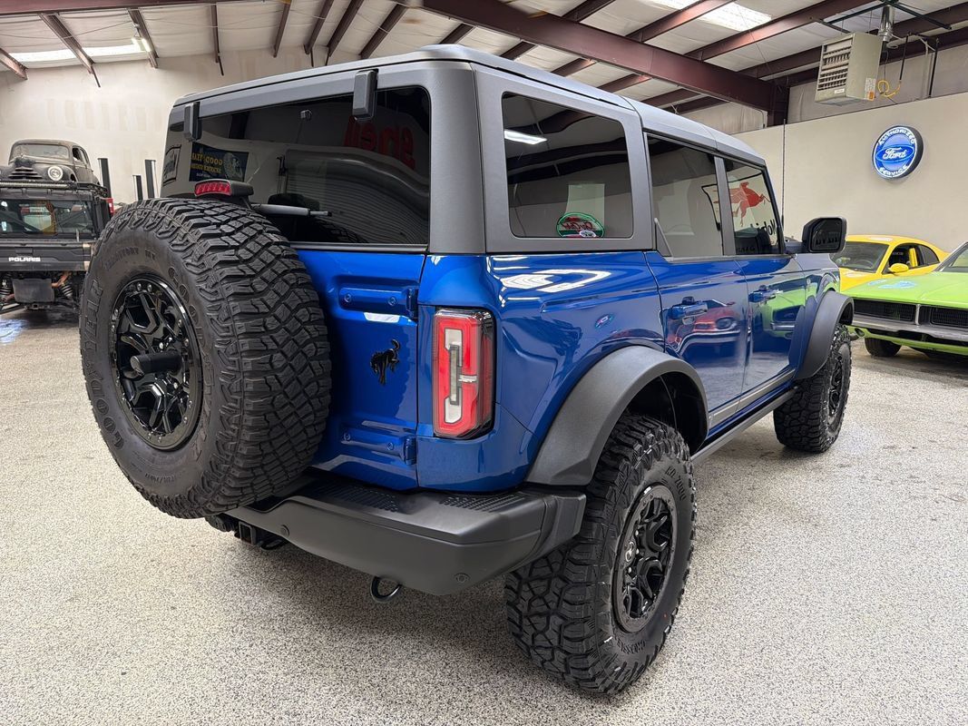 Used 2021 Ford Bronco First Edition AWD/4WD image 7