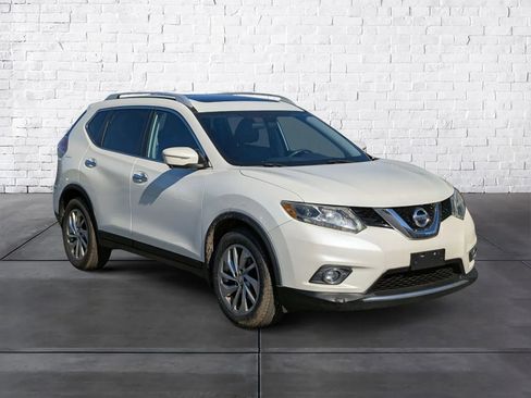 Used 2015 Nissan Rogue SL w/ SL Premium Package image 6