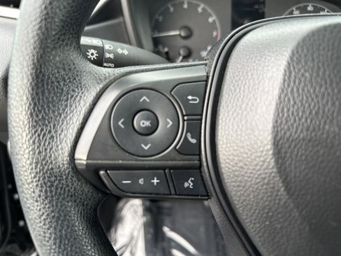Used 2024 Toyota Corolla LE image 19