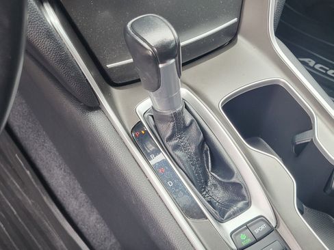 Used 2022 Honda Accord Sport image 25