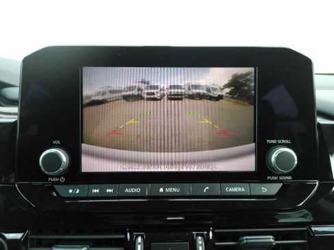 Used 2024 Nissan Pathfinder SV w/ Black Appearance Package FWD image 8