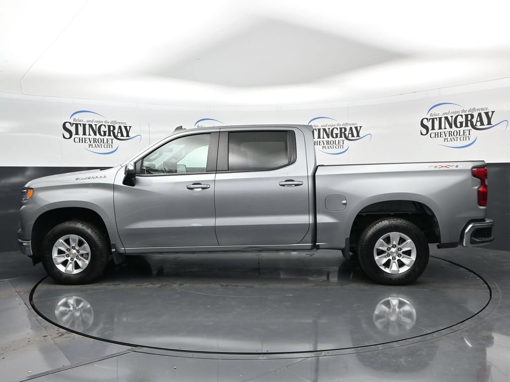 Used 2025 Chevrolet Silverado 1500 LT AWD/4WD image 4