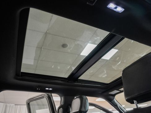 Certified 2023 Ford F150 Lariat w/ Equipment Group 502A High image 44