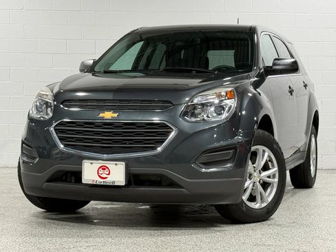 Used 2017 Chevrolet Equinox LS AWD/4WD image 2