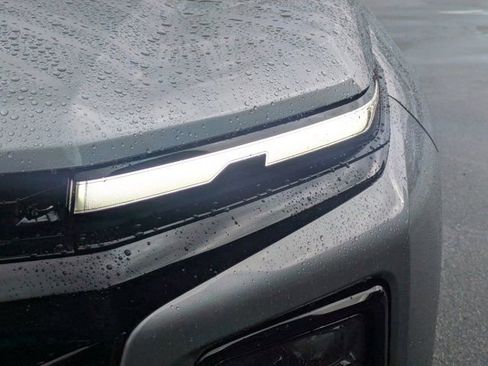 New 2026 Chevrolet Traverse RS w/ LPO, Floor Liner Package image 9